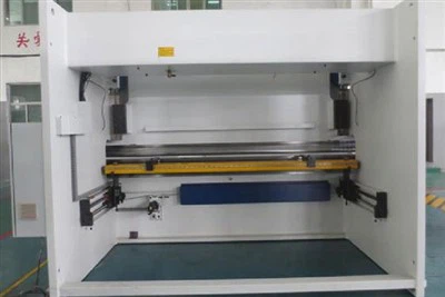 절곡기의 절곡 정밀도를 향상시키는 방법은 무엇일까요?